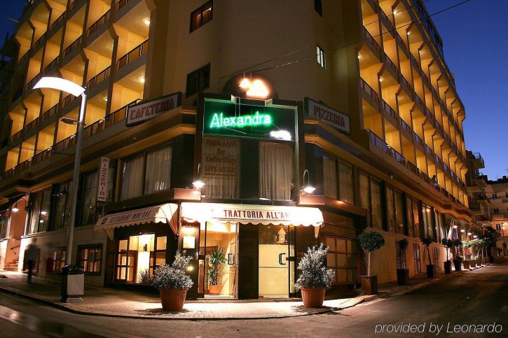 Hotel Alexandra